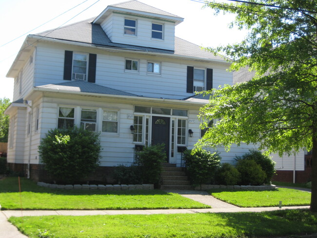 Photo - 2577 E 127th St Apartments Unit Dukes Property
