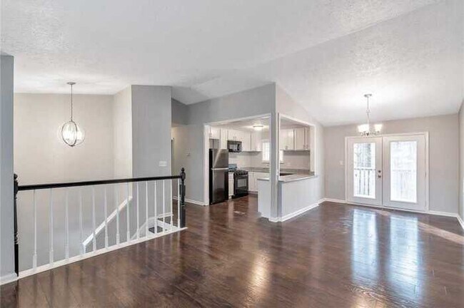 Photo - Fantastic 4bd/2ba home! Coming soon!