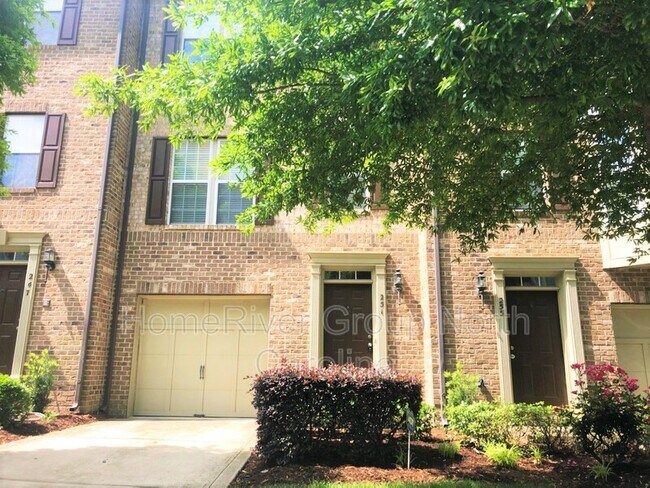 Photo - 251 Lincoln St Townhome