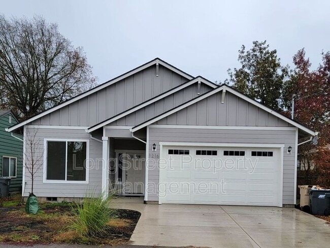 Photo - 1216 SW Walnut St Casa