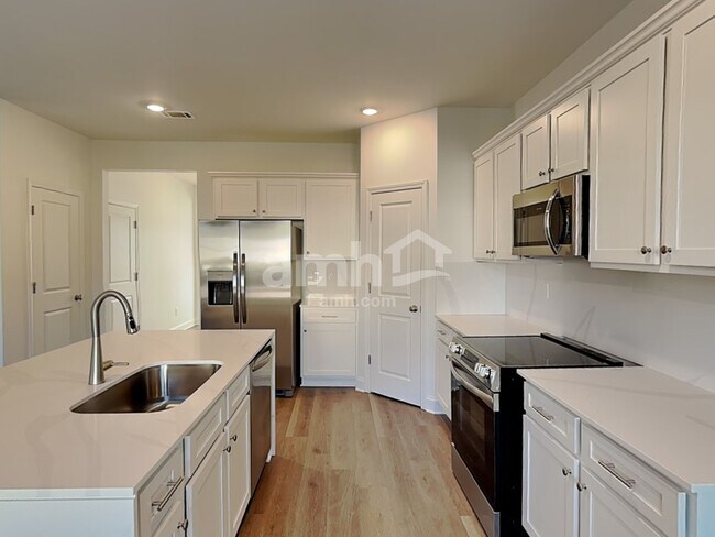 Photo - 56 Pointe Dr