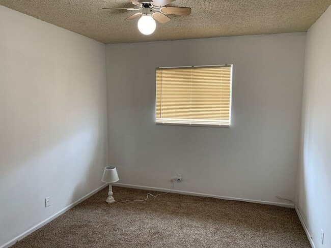 Photo - 918-920 Calhoun Pl Unit 920 Calhoun Pl  (M)