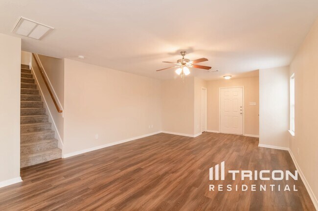 Photo - 3703 Bent Springs Ln