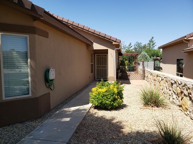 Photo - 2541 Prado Del Sol Ave
