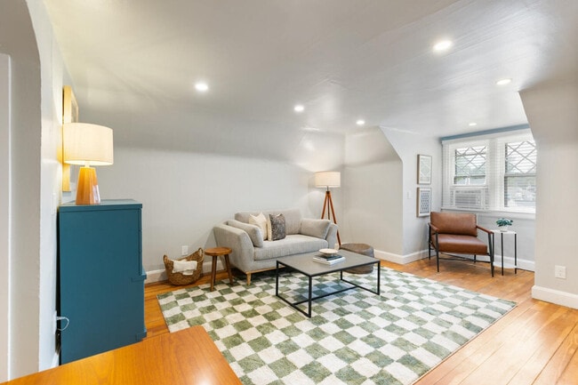 Building Photo - 2619 E 12th Ave