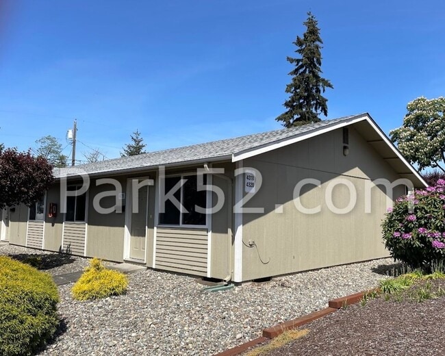 Photo - 4318 S Alder St Apartment Unit 4318