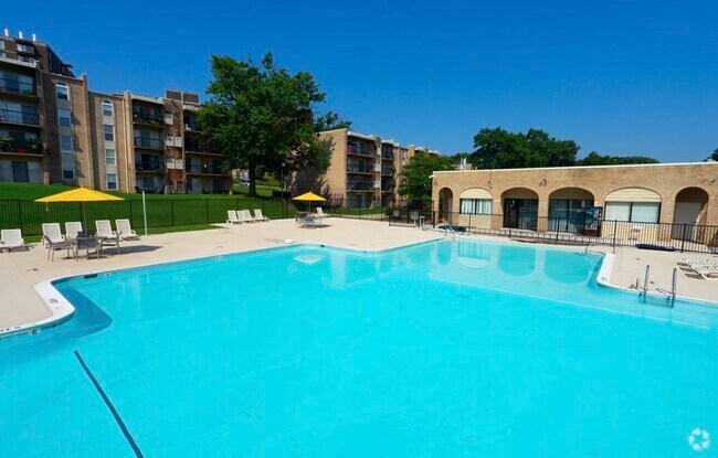 Building Photo - The Gardens Rental