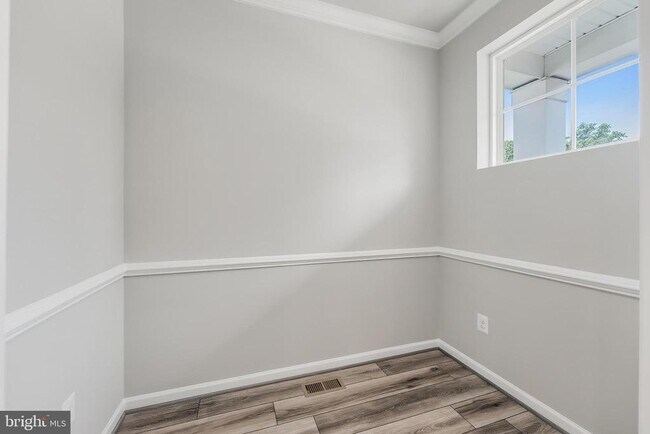 Photo - 12199 Aster Rd