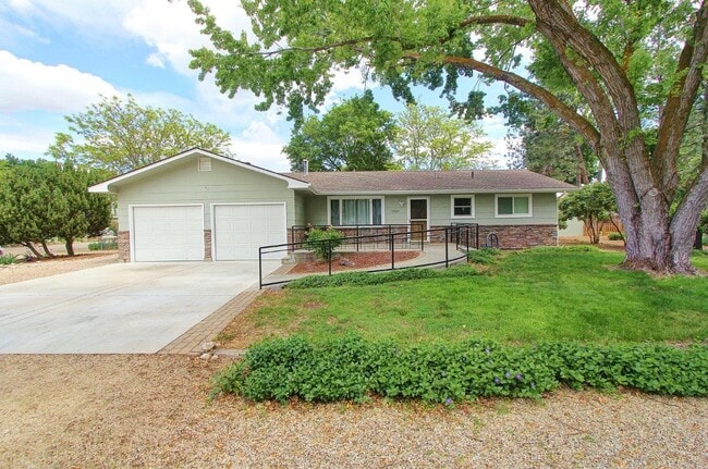 Photo - 12603 W Castlewood Dr House