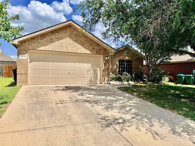 Photo - 3504 Northpointe Drive