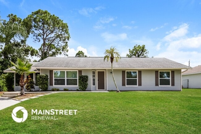 Building Photo - 4715 4th St W