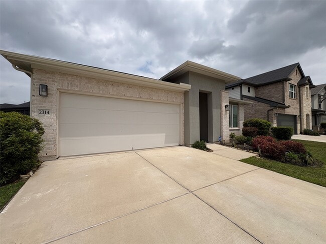 Photo - 2314 Cool Grns St