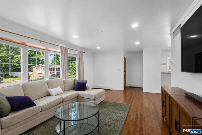 26 Dapp Ct