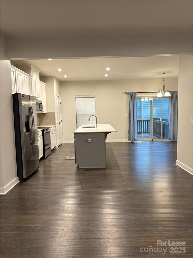 Photo - 1708 Town Oak Ln