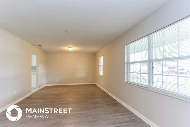 Photo - 2209 Malibu Dr