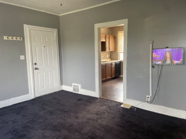 Photo - 8241 Ironwood St