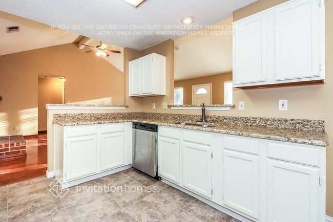Photo - 4965 Briar Oaks Ln