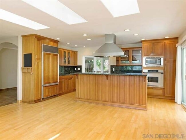 Photo - 4810 Refugio Ave