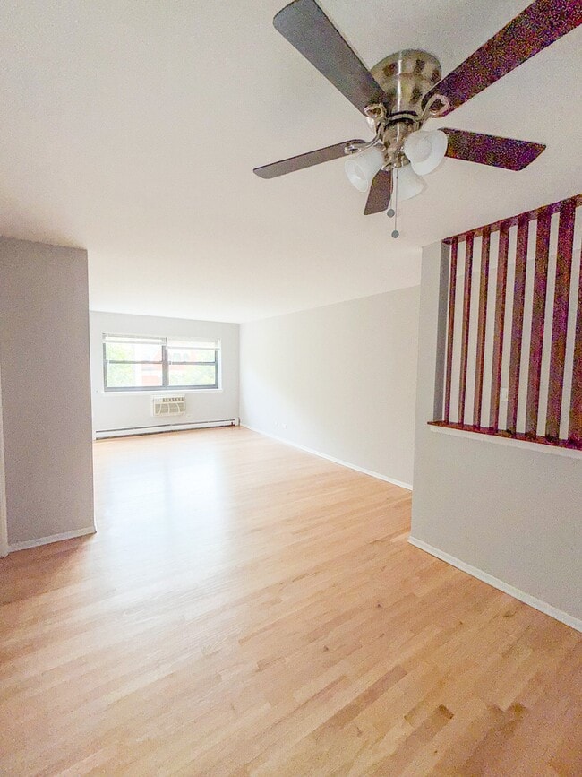 2828 N Cambridge Ave Unidad 10