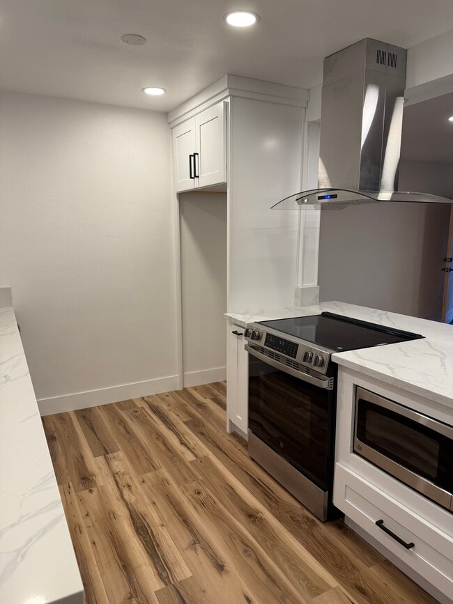 Photo - 56204 Onaga Trl