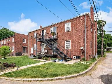 Renovated 1BD/1BA Apartment | Bexley Area | Hardwood Floors | Pets Welcome