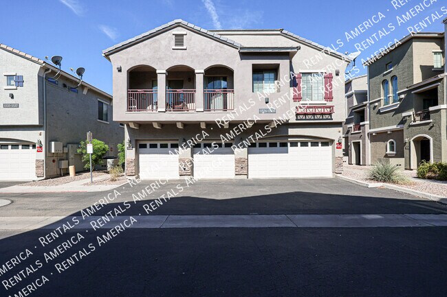 Photo - 2402 E 5th St Unidad 1527