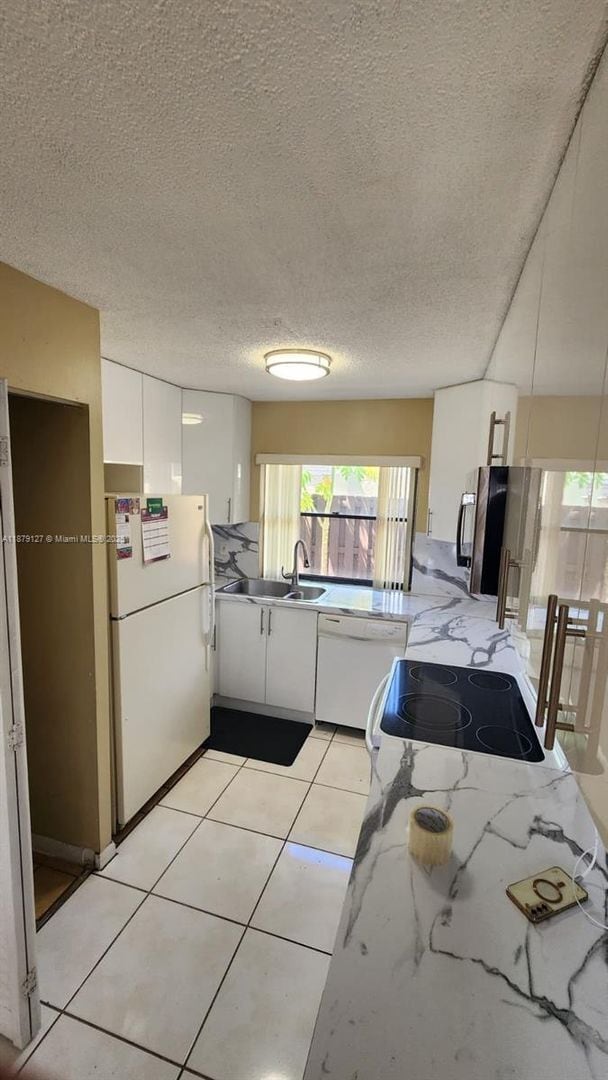 Building Photo - 6334 NW 170th Ln Rental