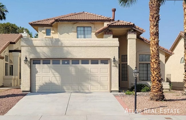 Photo - 1916 Old Mill Ln