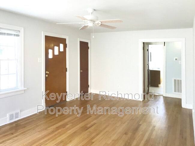 Photo - 7418 Wentworth Ave