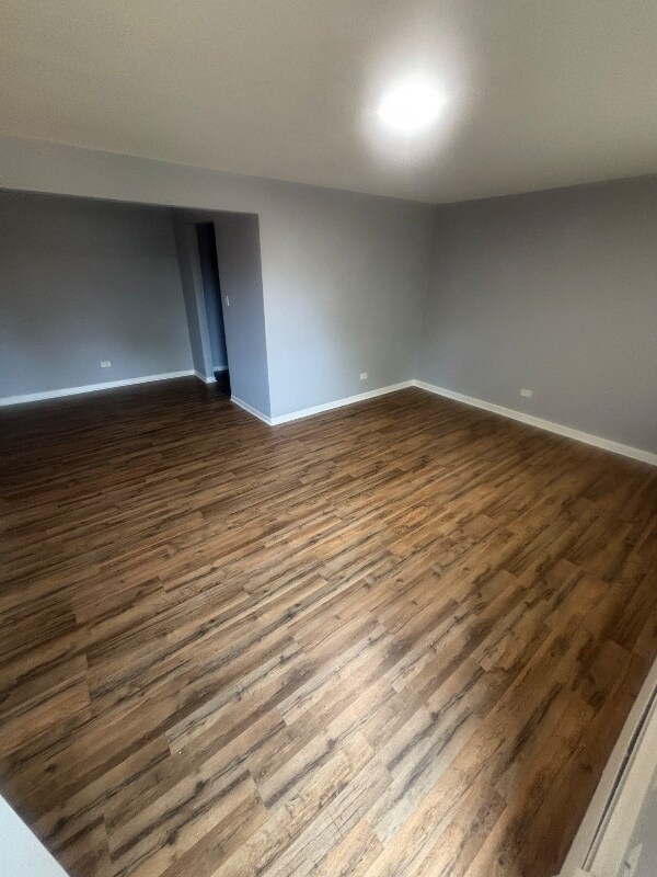 Photo - 7455 S Saginaw Ave Unidad 3c