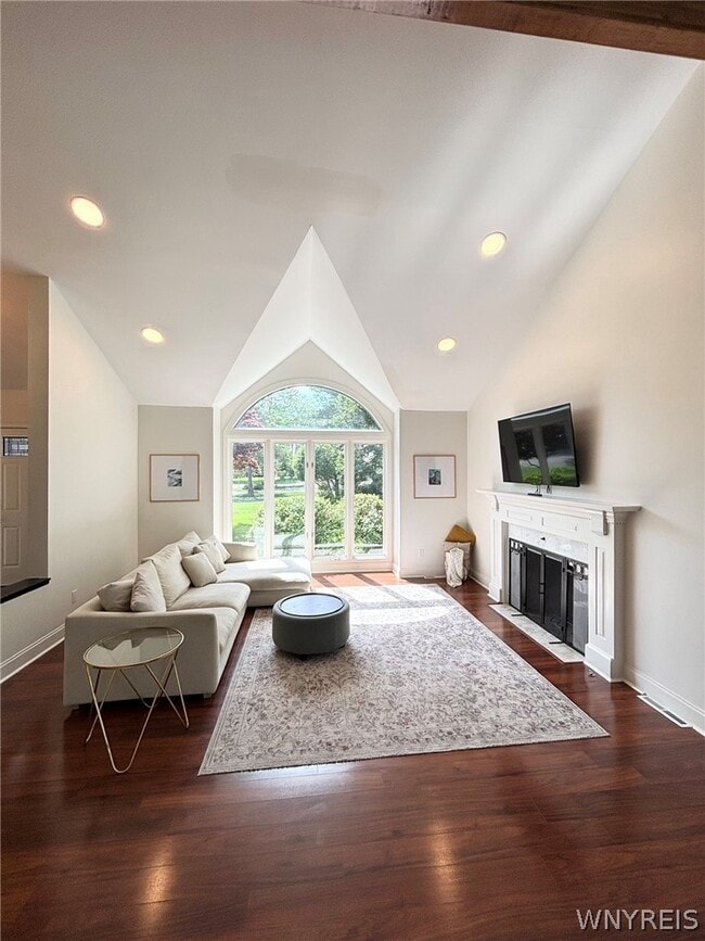 Photo - 6035 Whitegate Crossing
