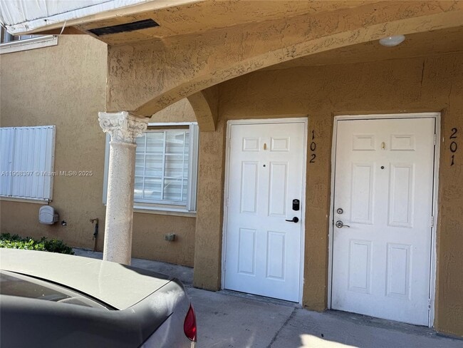 Photo - 3384 W 80th St