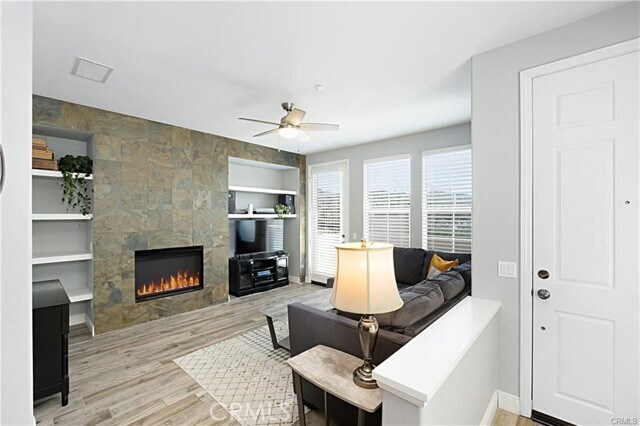 Photo - 30 Notchbrook Ln