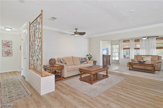 Photo - 4520 SE 9th Ave