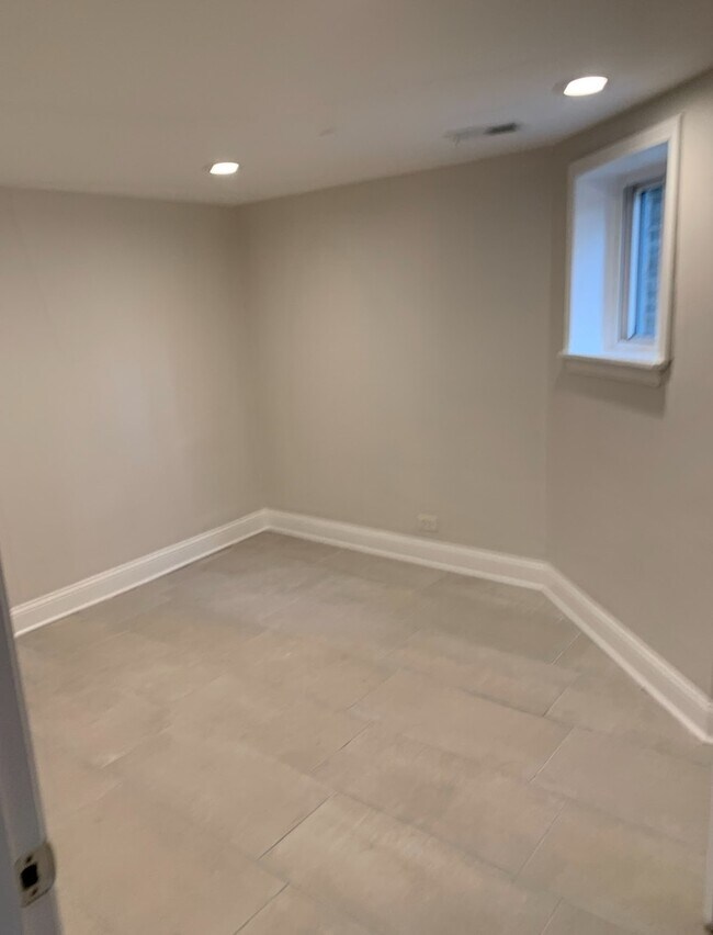 Photo - 5123 N Bernard St