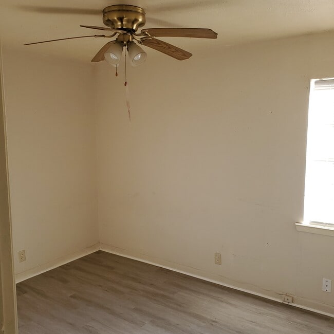 Photo - 1101 Roosevelt St