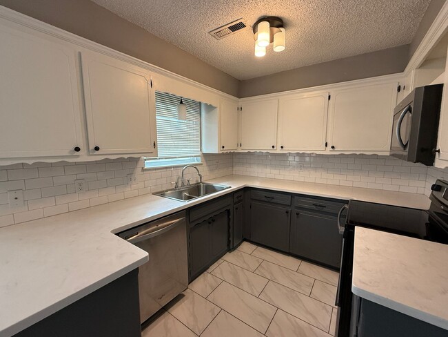 Photo - Broken Arrow 3 Bedroom 1 Bath