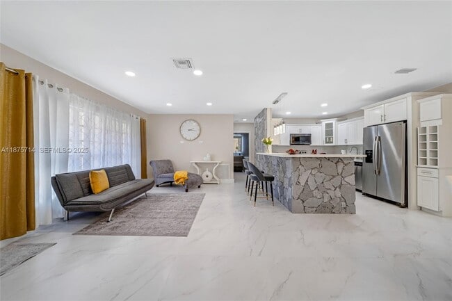 Photo - 241 Oceanic Ave