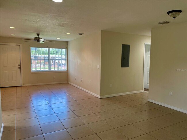 Photo - 2170 W Airport Blvd