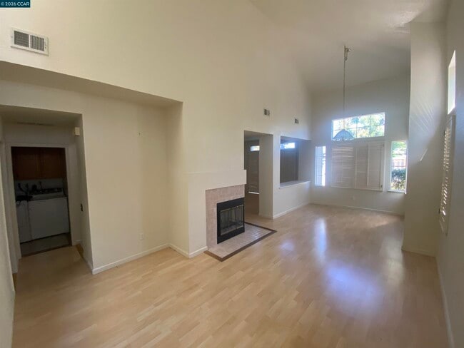 Photo - 293 Scotts Valley