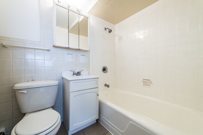 Photo - 7101 S Artesian Ave Chicago, IL 60629