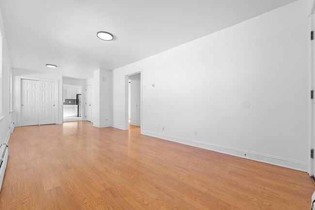 830 Gilly Ave