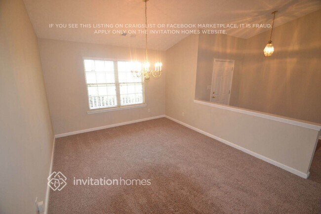 Photo - 304 Spring Moor Ln