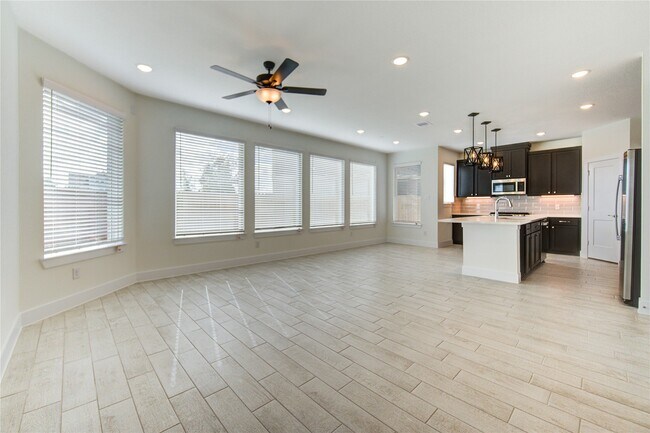 Photo - 7630 Meadow Mouse Ln House