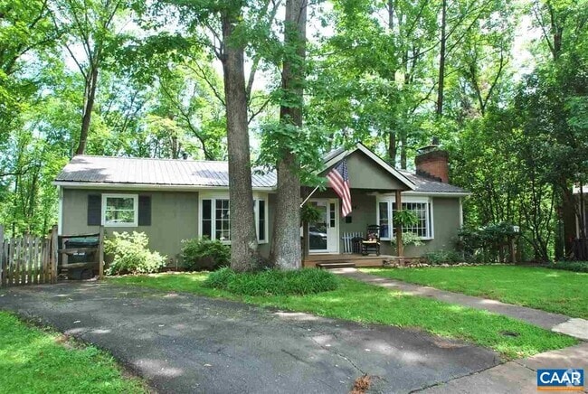 Building Photo - 114 Elkhorn Rd Rental