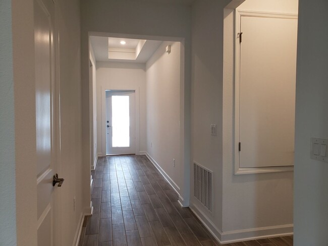 Photo - Stunning, energy-efficient solar-powered h...