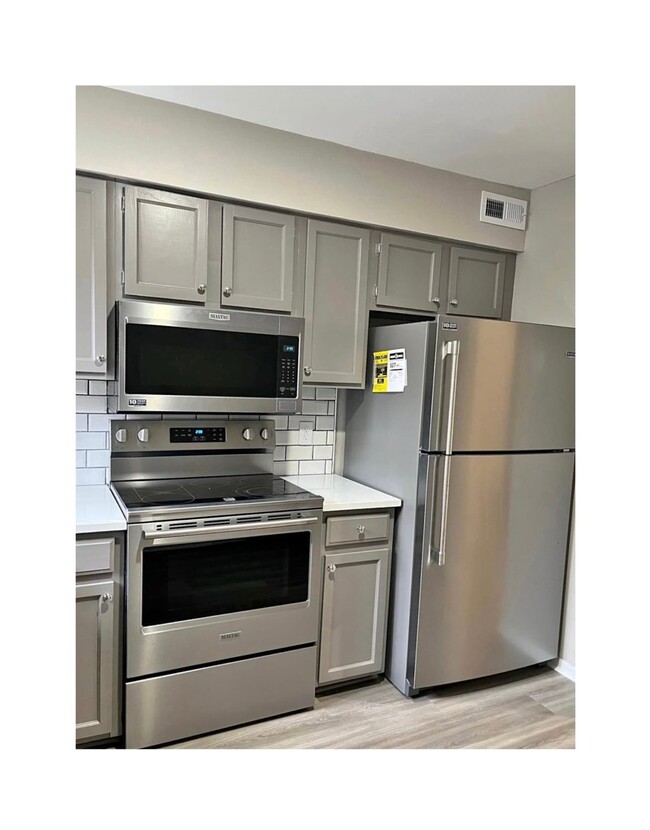 Photo - 2901 Heathstead Place Unidad G