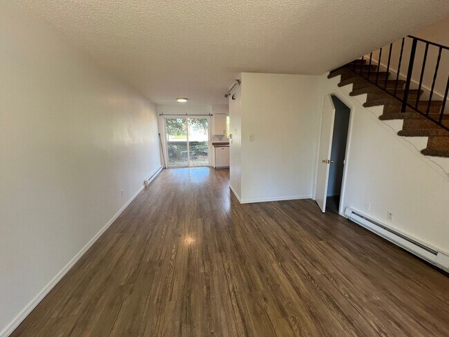 Photo - NewB BH 1615 Unit #4