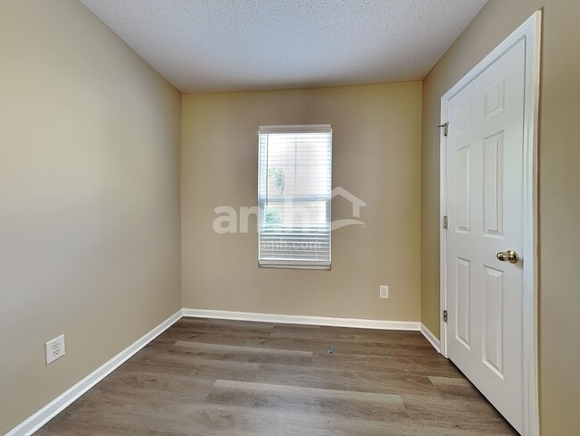 Photo - 4609 Twin Spires Dr