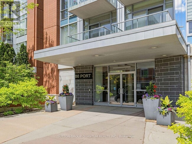 Photo - 80 Port St E Unit 304